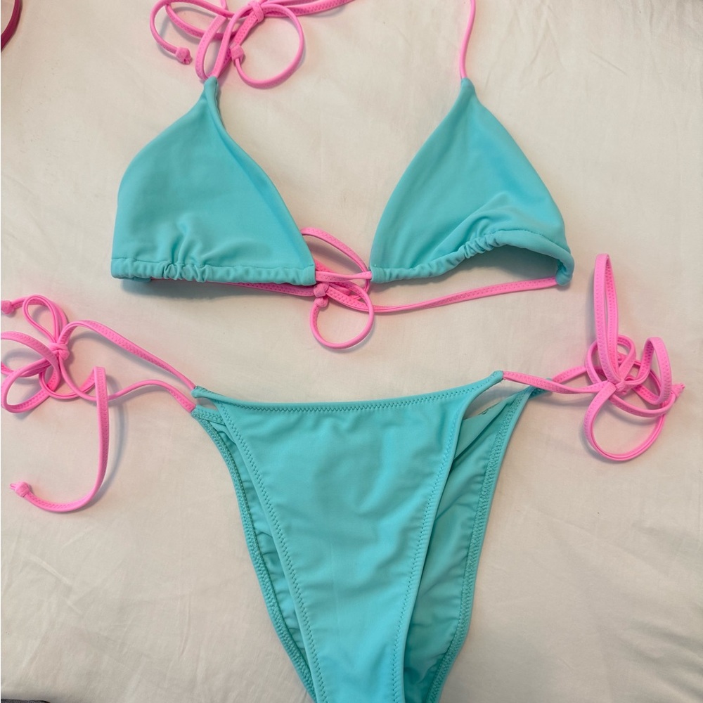 Whitefox aqua bikini set pink and blue